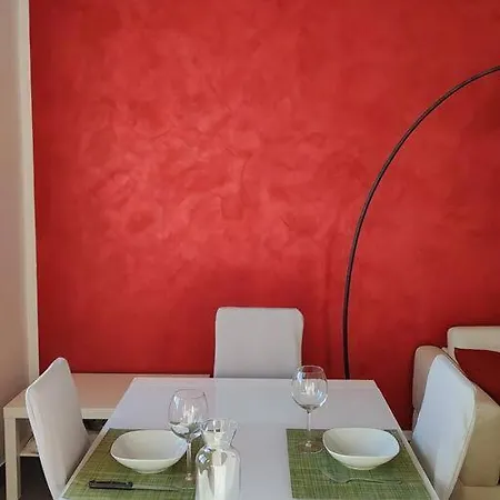 Bilocale Luminoso E Accogliente Zona Marche 밀라노
